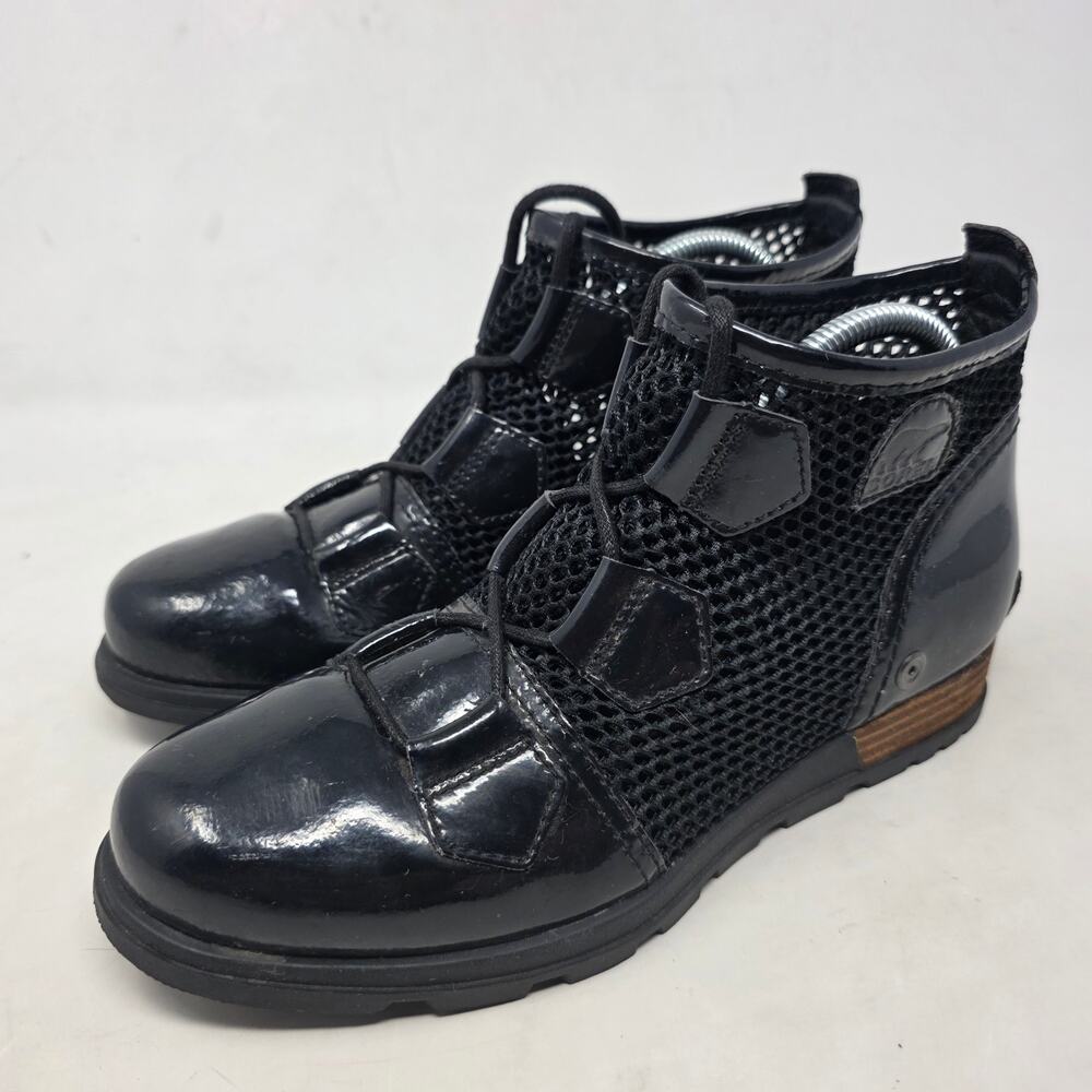 SOREL Major Lace Black Patent Leather Mesh Ankle Boots Womens Size 7
